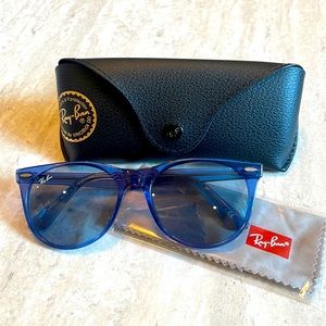 RayBan Wayfarer II Transparent Blue (Unisex) RB2185